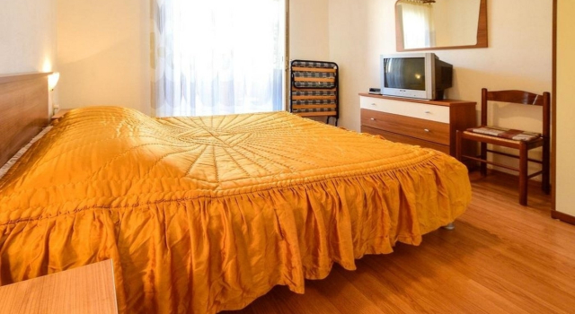 Apartment Marija - with parking : A1 Prizemlje Cres, Island Cres, Prenota Appartamento Hotel a Isole Quarnerine con parcheggio, Parcheggio