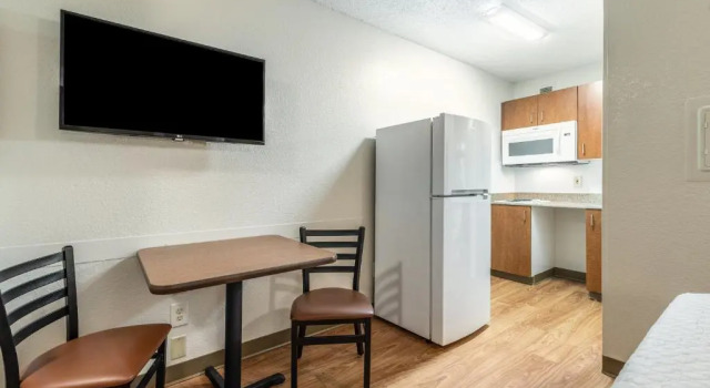 Четырёхместная студия HomeTowne Studios Tacoma - Hosmer