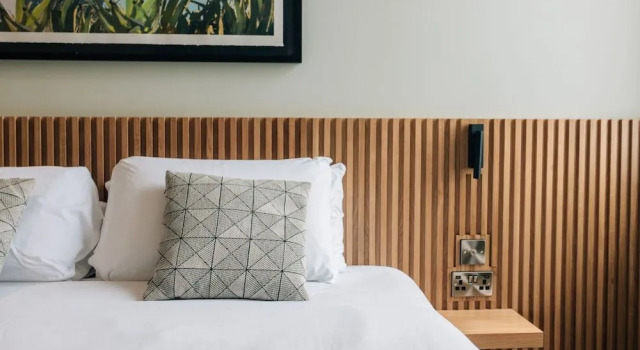 Haslem Hotel, Book Hotel Lisburn Antrim County