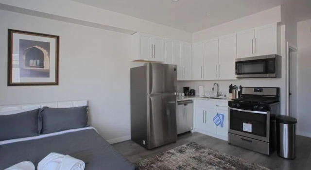 Апартаменты 2 Bedroom, 2 Bathroom Detached Apt Max 7 Sleepers