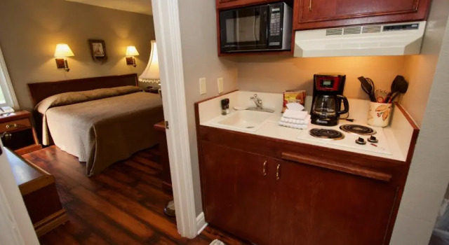 Полулюкс Baileys Harbor Yacht Club Resort