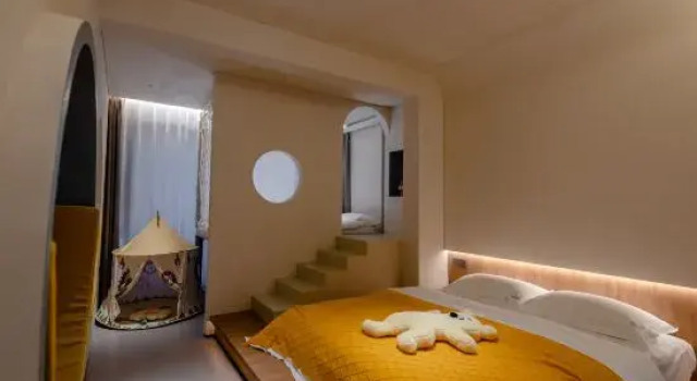 Suite July Garden