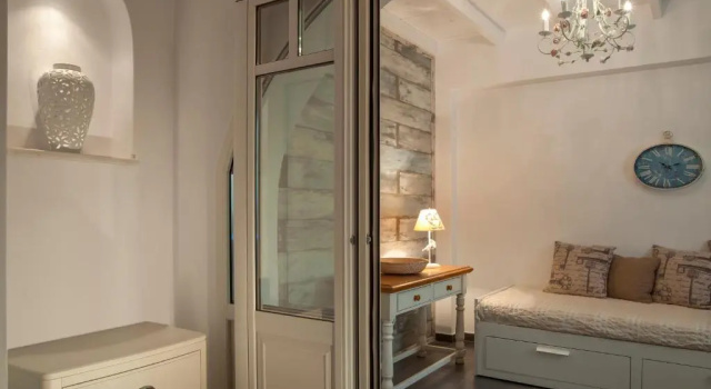 Полулюкс с красивым видом из окна Miland Suites