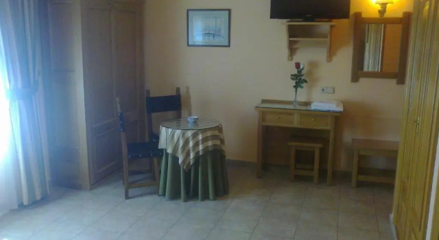Трёхместный номер Standard Gavilanes 2 TOLEDO