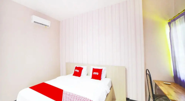Студия Deluxe OYO 91283 Sg Premium Guest House
