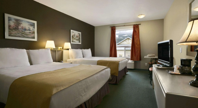 Super 8 by Wyndham Revelstoke BC