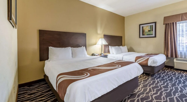 Четырёхместный номер Standard Quality Inn & Suites Southport
