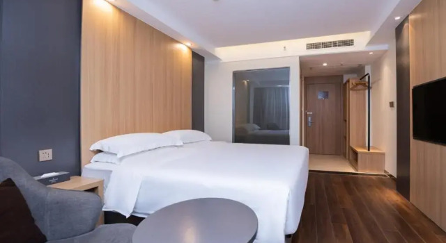 Двухместный номер Superior Country Inn & Suites by Radisson