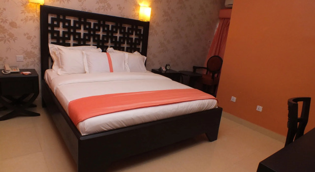 Ellis Suites Limited, Book Hotel Ikeja 