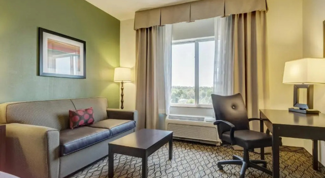 Люкс Holiday Inn Poplar Bluff by IHG