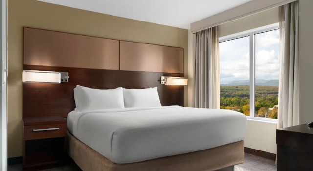 Люкс c 1 комнатой с видом на горы Residence Inn by Marriott Kingston