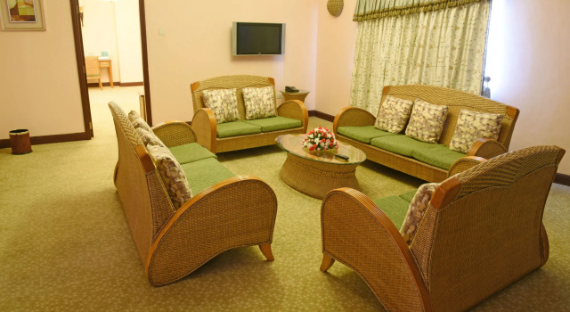 Imperial Royale Hotel