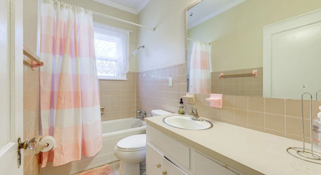 Sanford Vacation Rental ~ 1 Mi to Downtown!, Забронировать Дом для отпуска Сэнфорд Северная Каролина