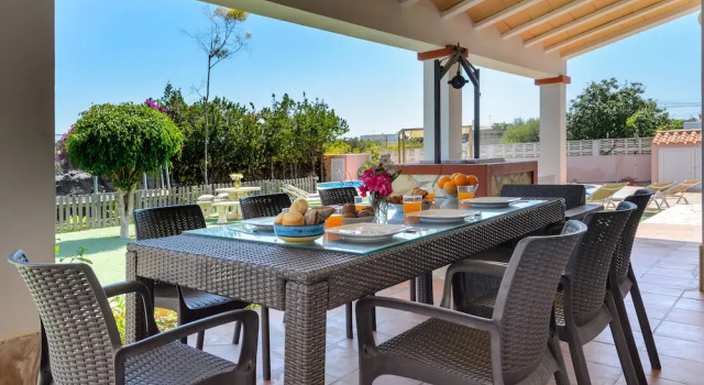 Sa Carroca Villa, Book Villa Hotels in Ibiza with a Pool, Swimming Pool