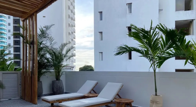 Апартаменты w Amazing Loft w Modern Terrace in CTG