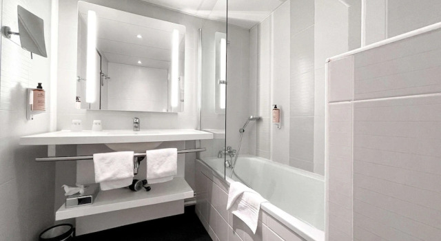 Двухместный номер Classic Mercure Paris Porte De Versailles Expo