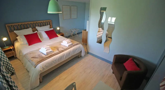 La Vieille Maison de Pensol, Rezerwuj Hotel Pensol Haute-Vienne