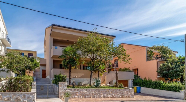 Beautiful Home in Dramalj With Wifi and 1 Bedrooms