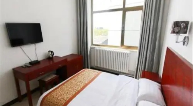 Yijie Holiday Hotel Fengning Lazhaying, Book Hotel Chengde Hebei