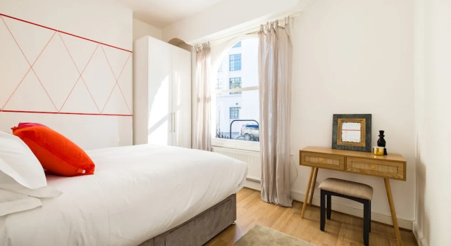 Апартаменты Deluxe Mornington Crescent Apartments
