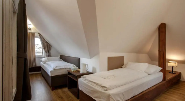 Четырёхместный номер Economy Residence Corto Old Town