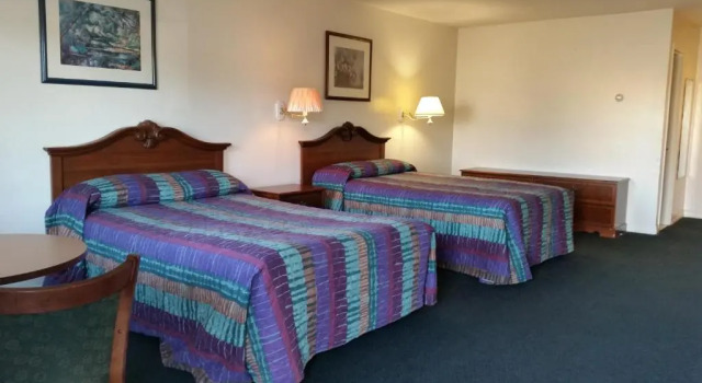 Двухместный номер Superior Budget Motor Inn- Stony Point