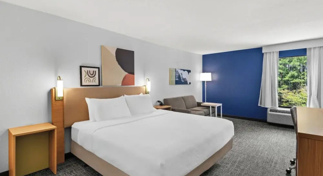 Двухместный номер Standard Spark by Hilton Alpharetta Roswell