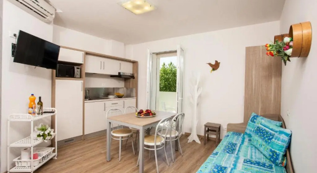 Апартаменты Deluxe Beach Residence