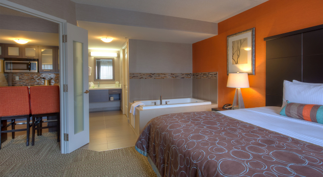 Staybridge Suites Hamilton - Downtown by IHG, Book Hotel Hamilton 