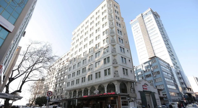 Marla Hotel