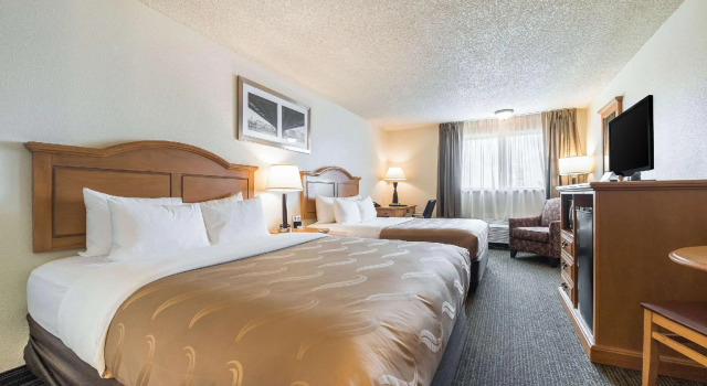 Четырёхместный номер Standard Quality Inn & Suites Silverdale Bangor-Keyport