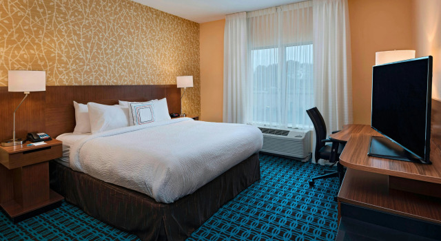 Fairfield Inn & Suites by Marriott Atlanta Peachtree City, Boek Hotel Hotels in Georgia met parkeren, Parkeren