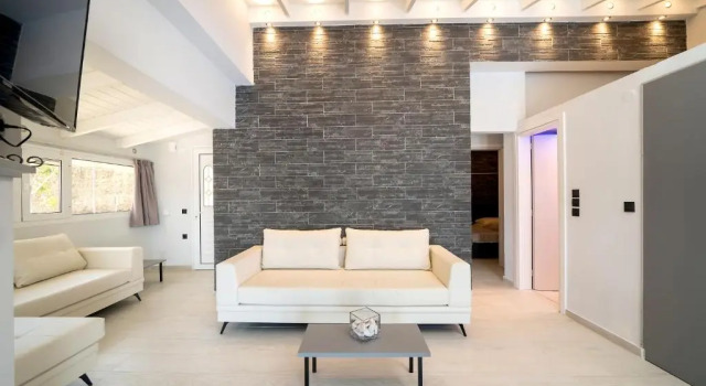 Люкс The "L" Suites & Apartments