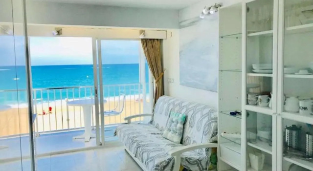 Студия Investingspain Studio Beach Paradise Front sea Views on the Beach