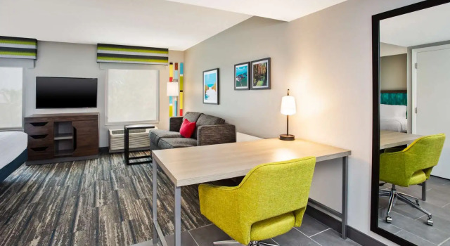 Люкс Hampton Inn & Suites Cape Coral / Fort Myers