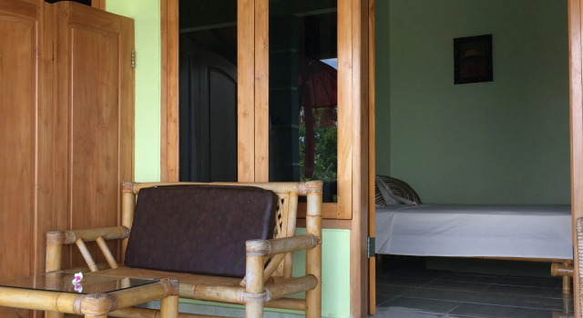 Puri Tugu Belanda, Book Hotel Hoteller i Temukus med parkering, Parkering