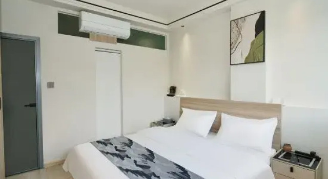 Люкс с 3 комнатами Songtu Villa (Dali Ancient City Yang Liping Grand Theater Store)