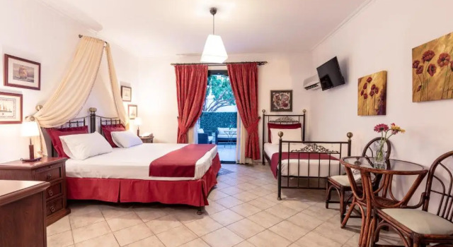 Трёхместный номер Standard Aktaion Beach Boutique Hotel & Spa