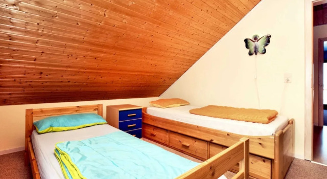 Modern Holiday Home in Schönberg with Hot Tub, Rezerwuj Hotel St. Vith Oost Kantons