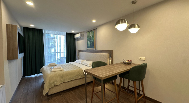 Студия с балконом и с частичным видом на море Апарт-отель Batumi Beach Apartments on Adlia 2