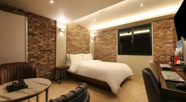 Люкс The Stone Bridge Hotel Dongnae