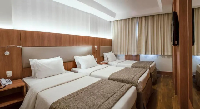 Трёхместный номер Standard Отель Astoria Copacabana
