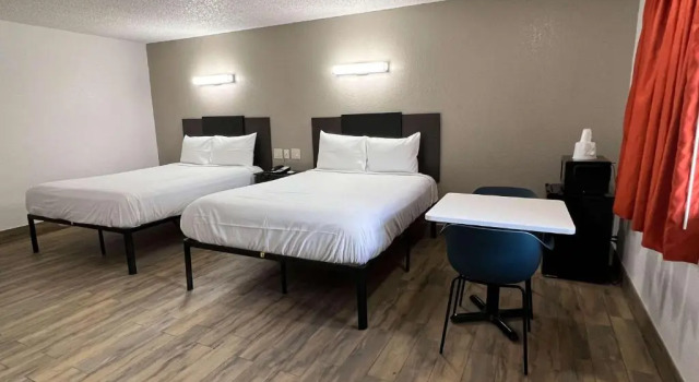 Четырёхместный номер Deluxe Motel 6-Orange, CA - Anaheim