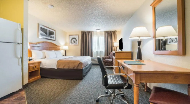 Номер Standard Quality Inn & Suites Silverdale Bangor-Keyport