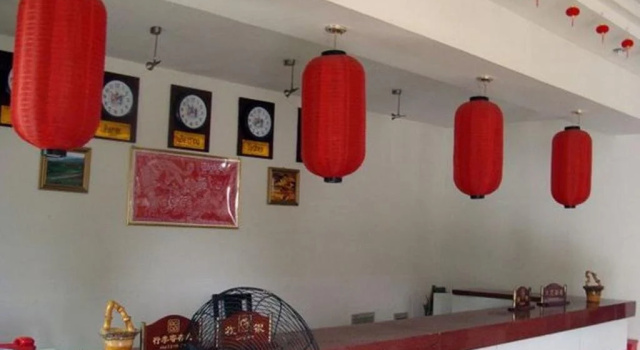 Shunan Zhuhai Home Inn, Boek Hotel Hotels in Yibin met parkeren, Parkeren