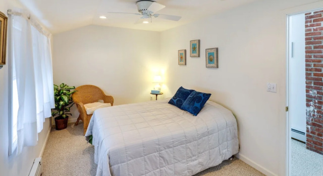 Коттедж с 3 комнатами Charming Old Saybrook Home: Half-Mi to Sand & Sea