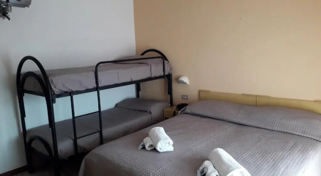 Четырёхместный номер Standard Hotel Sirena