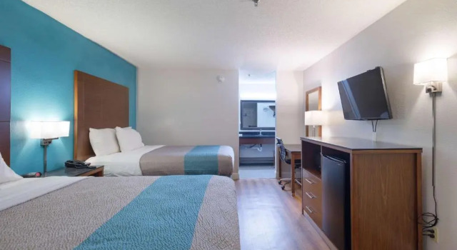 Четырёхместный номер Standard Motel 6-Albany, GA