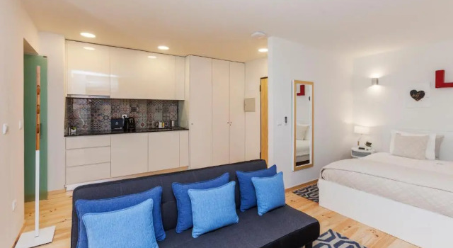 Студия Standard Oporto Local Studios