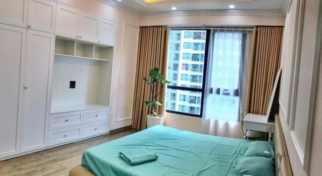 Апартаменты с 3 комнатами с балконом Park Hill Times City Apartment